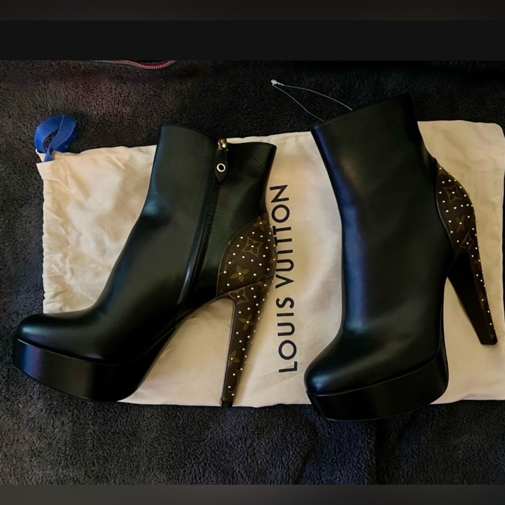 Louis Vuitton Afterglow Platform Ankle Boots